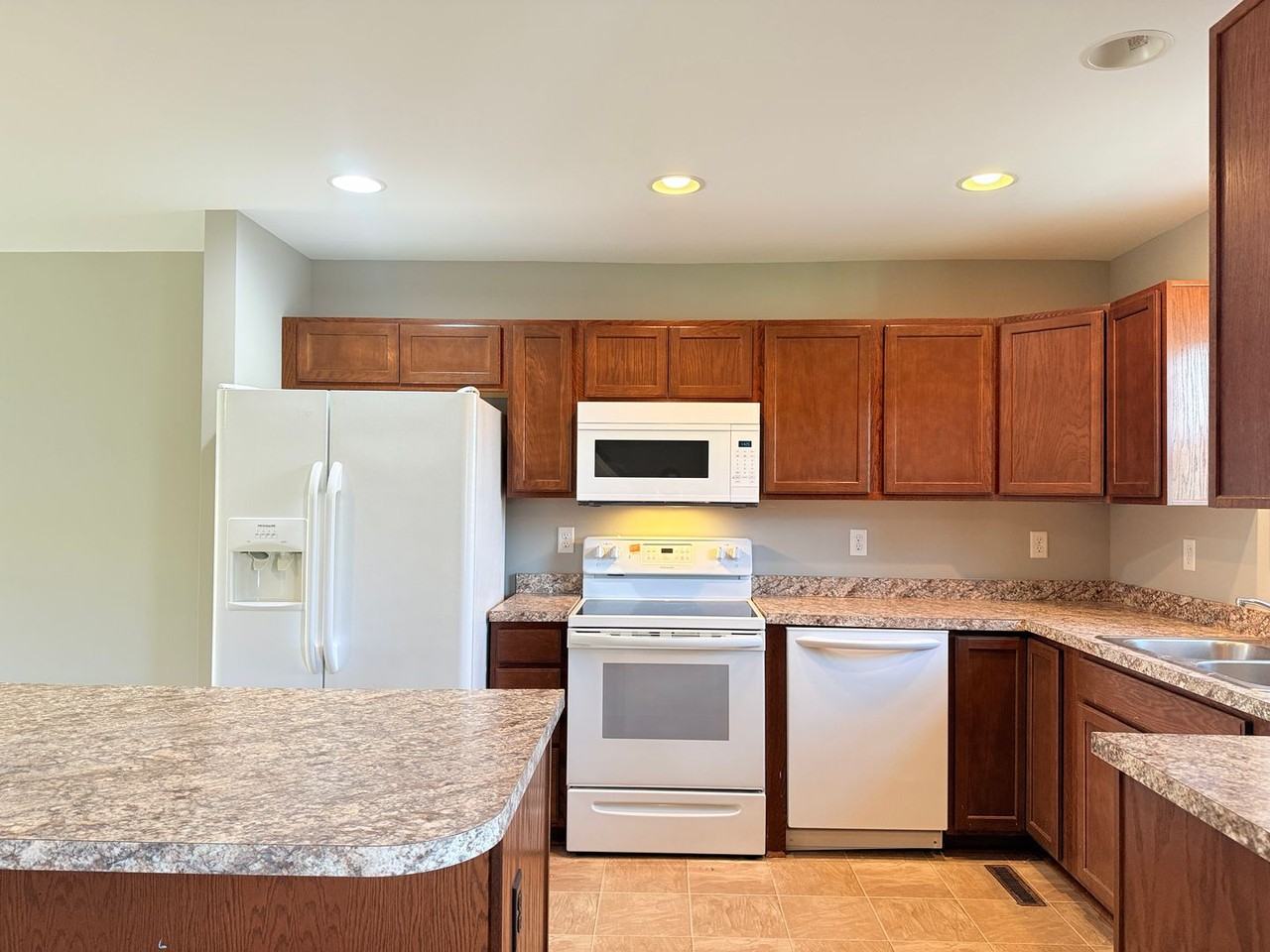 129 N Church St - Photo 2 of 11