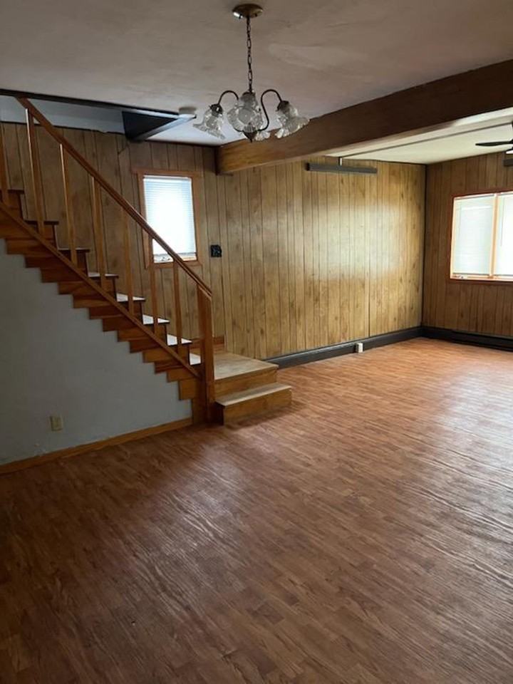 3 Bedroom, 2 Bath House - Photo 4 of 15