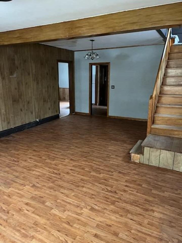 3 Bedroom, 2 Bath House - Photo 5 of 15