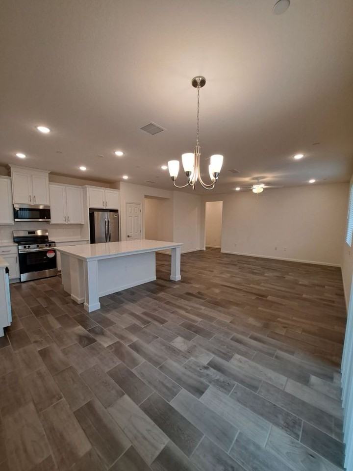 6599 E Weathermaker Ave - Photo 5 of 28