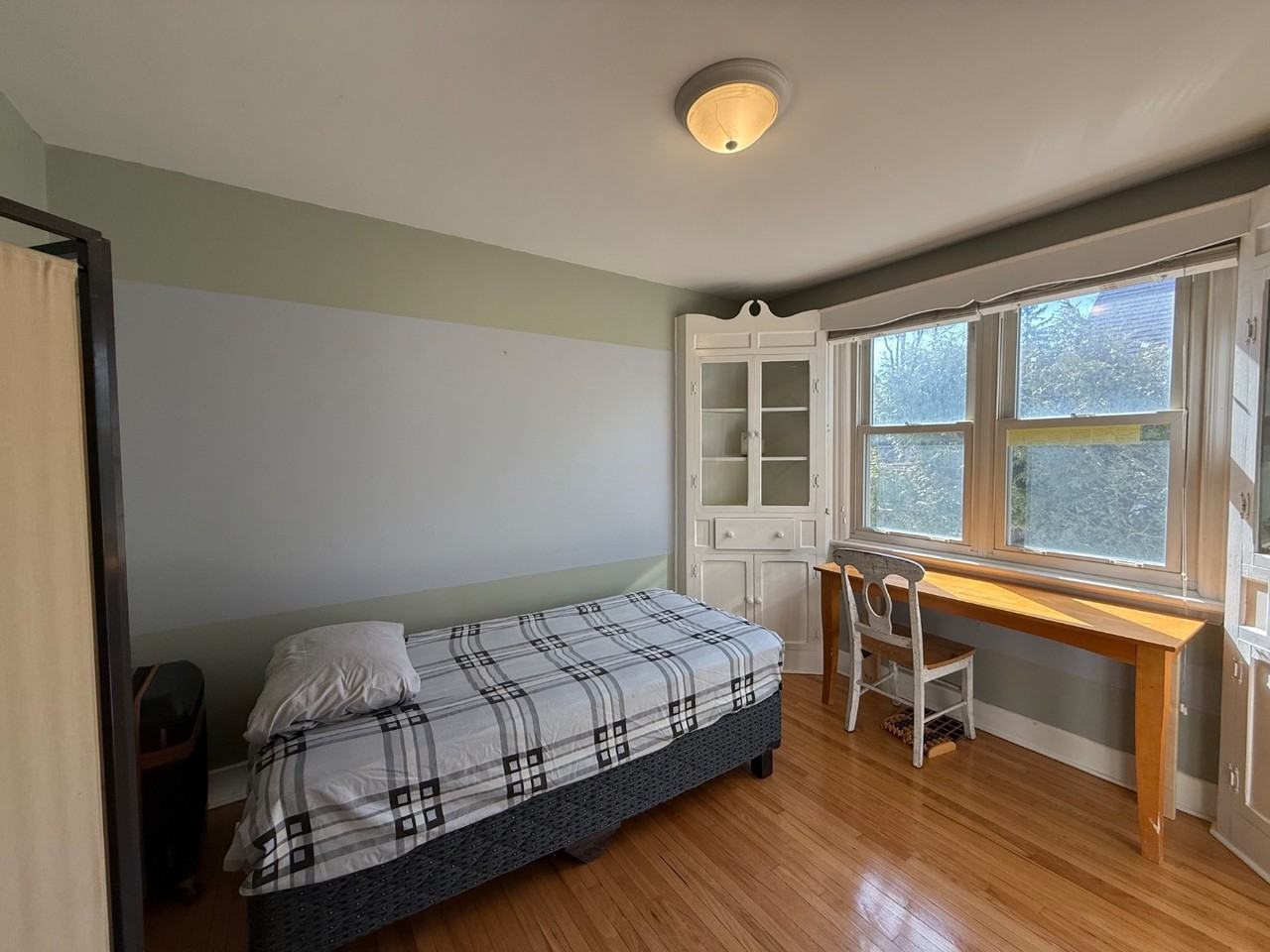 1 West 3rd St - Photo 4 of 16