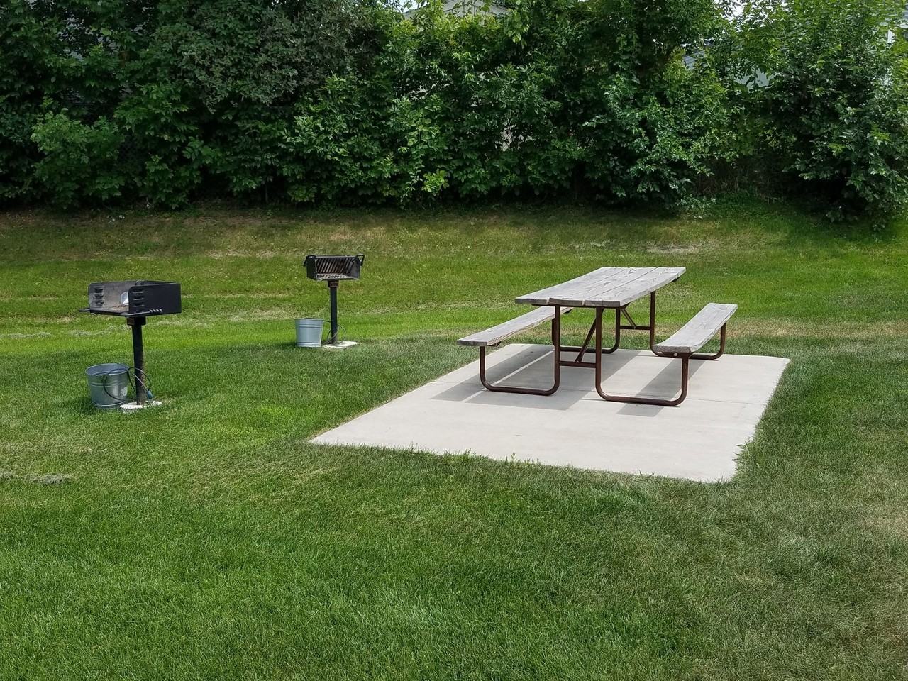 7405 123rd St W #104 - Photo 4 of 18