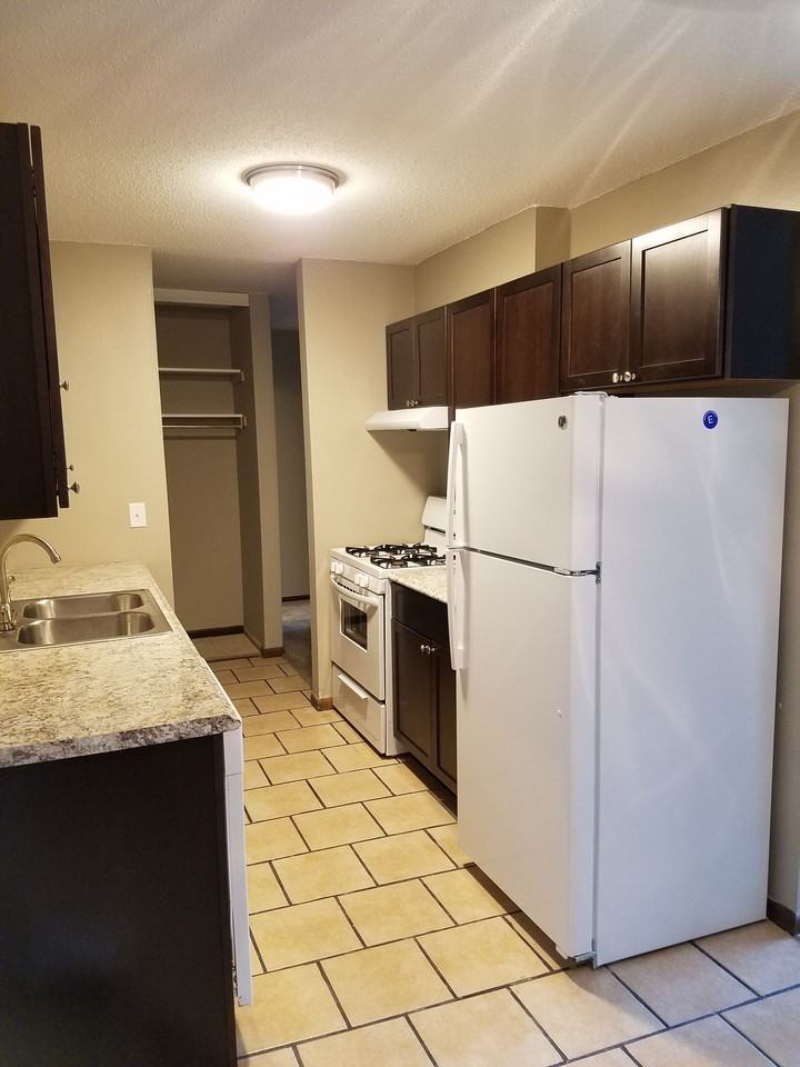 7405 123rd St W #104 - Photo 7 of 18