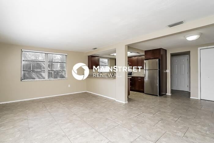 11612 Crystal Lake Drive - Photo 3 of 16