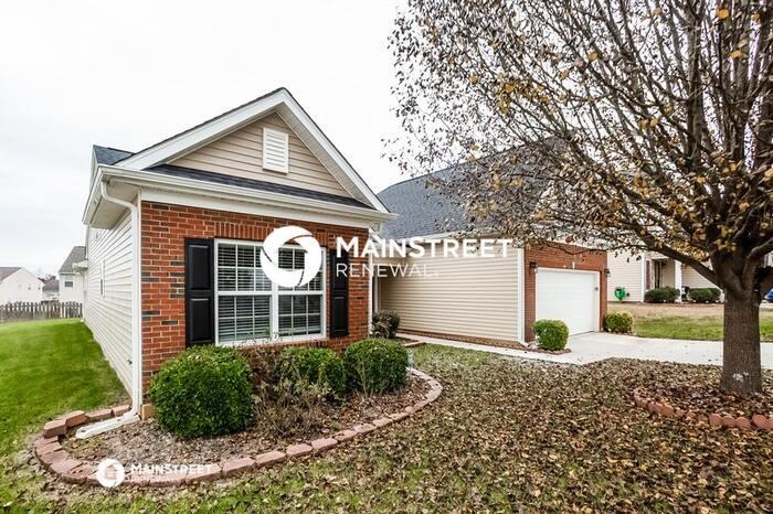 7010 Dacian Lane - Photo 4 of 17