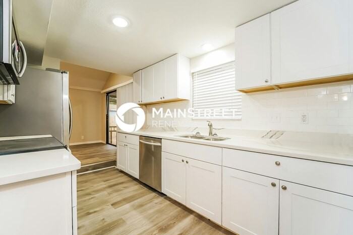 4018 Olive Ave - Photo 7 of 17