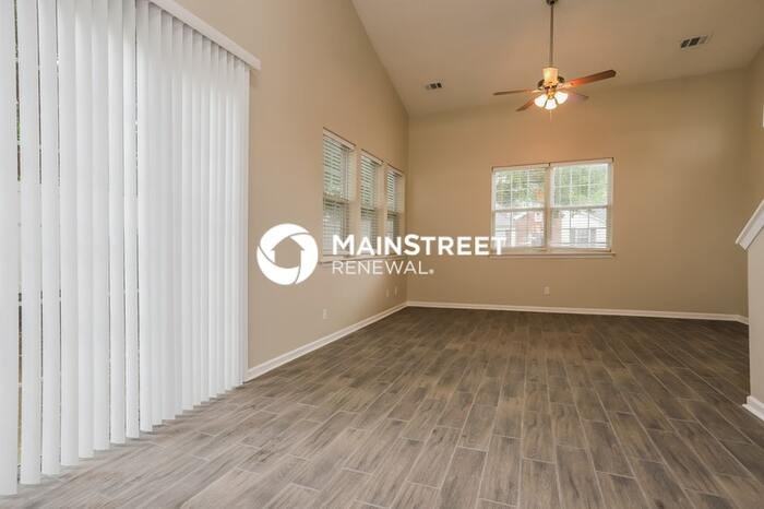 688 Windcroft Cir Nw - Photo 5 of 17