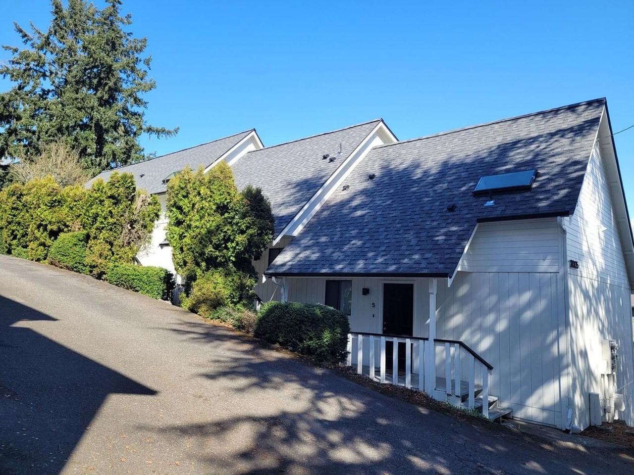 SOCA Townhomes 2005 - Photo 2 of 5