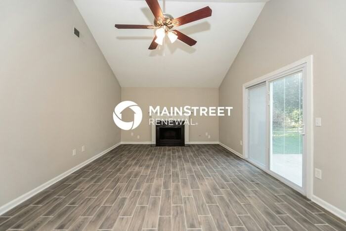 141 The Esplanade Way - Photo 4 of 17