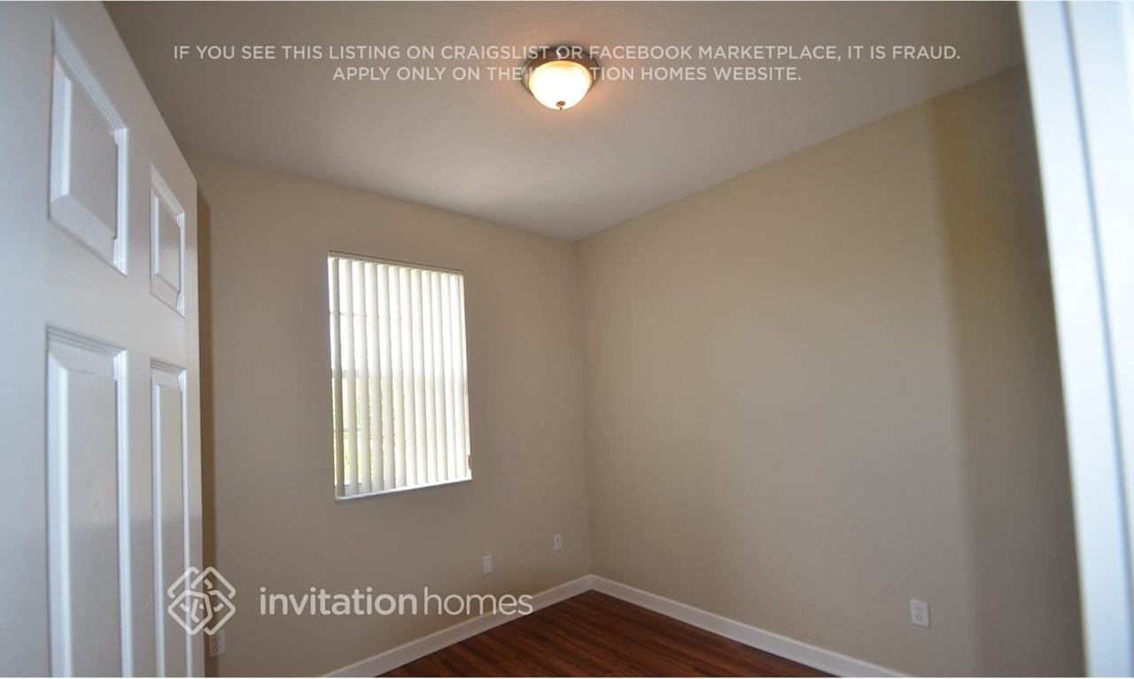 22565 Southwest 89th Place - Photo 7 of 10