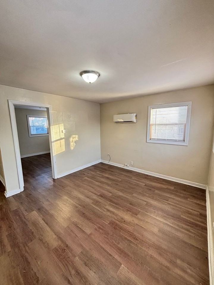 425 E Campbell Ave - Photo 5 of 7