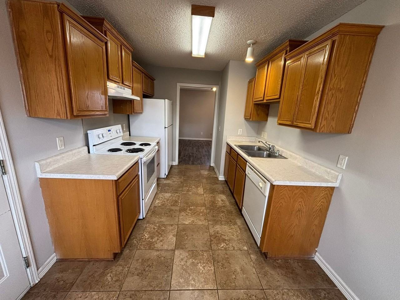 461 Pleasant Tree Place - Photo 5 of 16