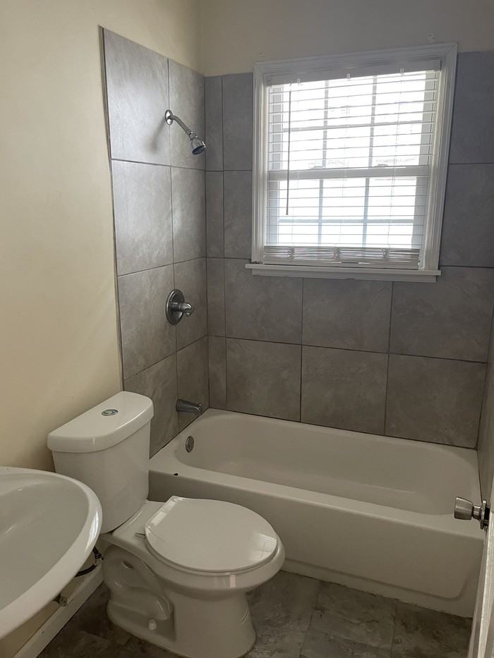 1175 Atlantic Drive Northwest - Photo 6 of 7