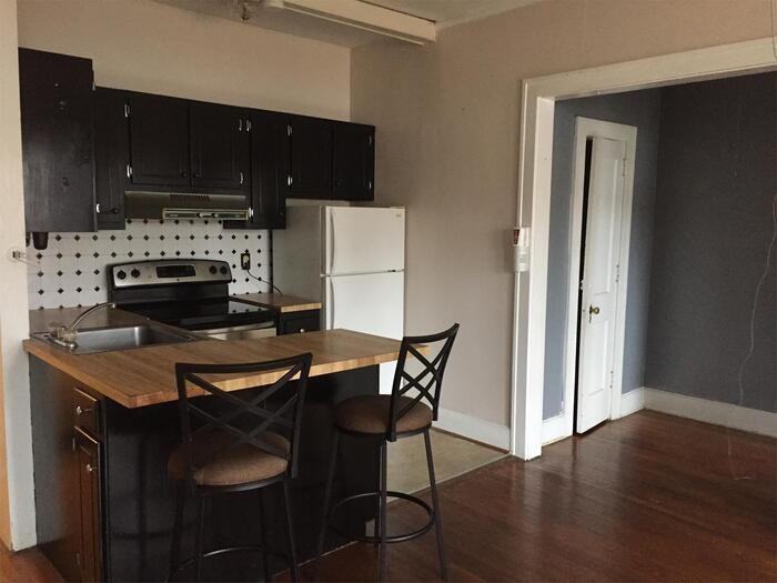 232 W Mclelland Ave #5 - Photo 2 of 7