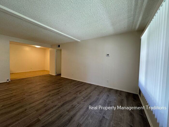 2040 W Avenue J #13-21 - Photo 4 of 16