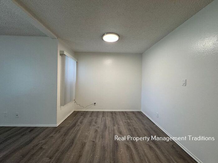 2040 W Avenue J #13-21 - Photo 6 of 16