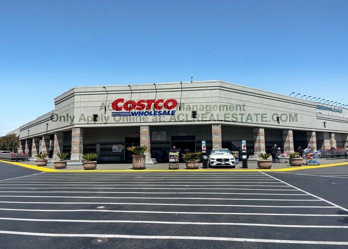 1186 Cherrybrooke Common - Photo 2 of 31