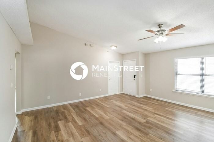 7625 Ginder Ct - Photo 4 of 16