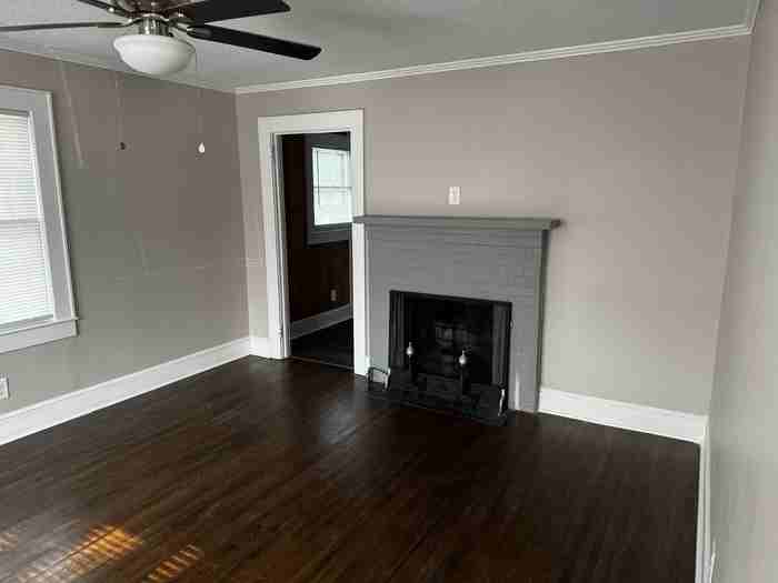 618 Elizabeth Ave - Photo 4 of 14