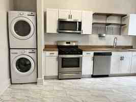 featured image of 903 Isabella Street #2