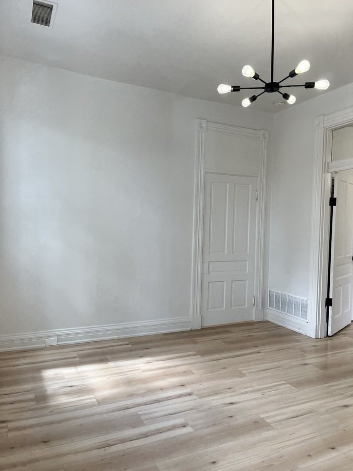 903 Isabella Street #2 - Photo 5 of 5