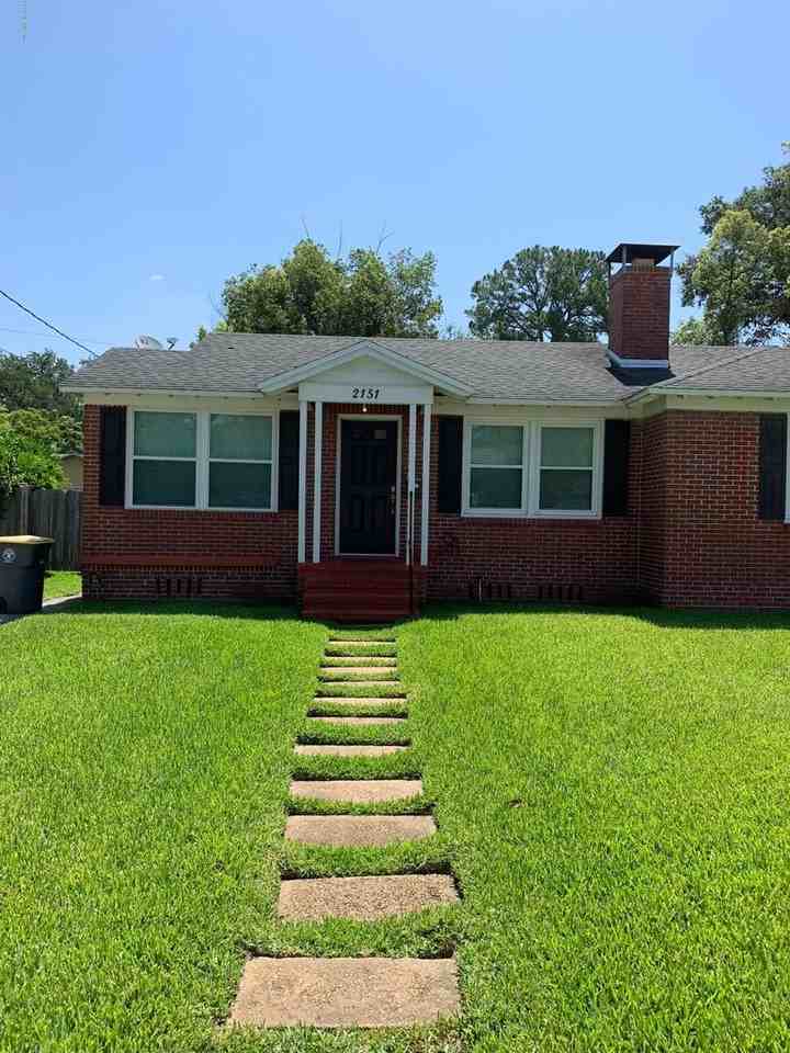 2151 Traymore Road - Photo 2 of 24