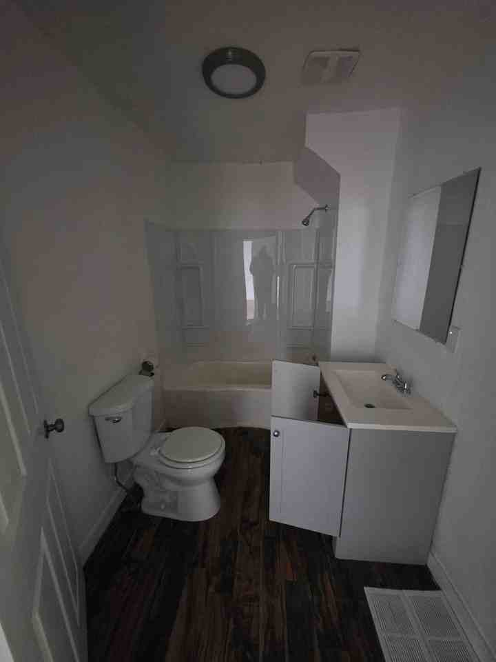 854 Mildred Avenue - Photo 5 of 9