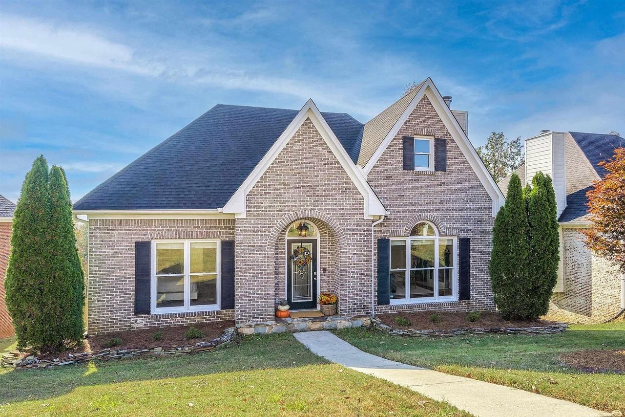 1565 Bent River Circle #NA - Photo 2 of 38