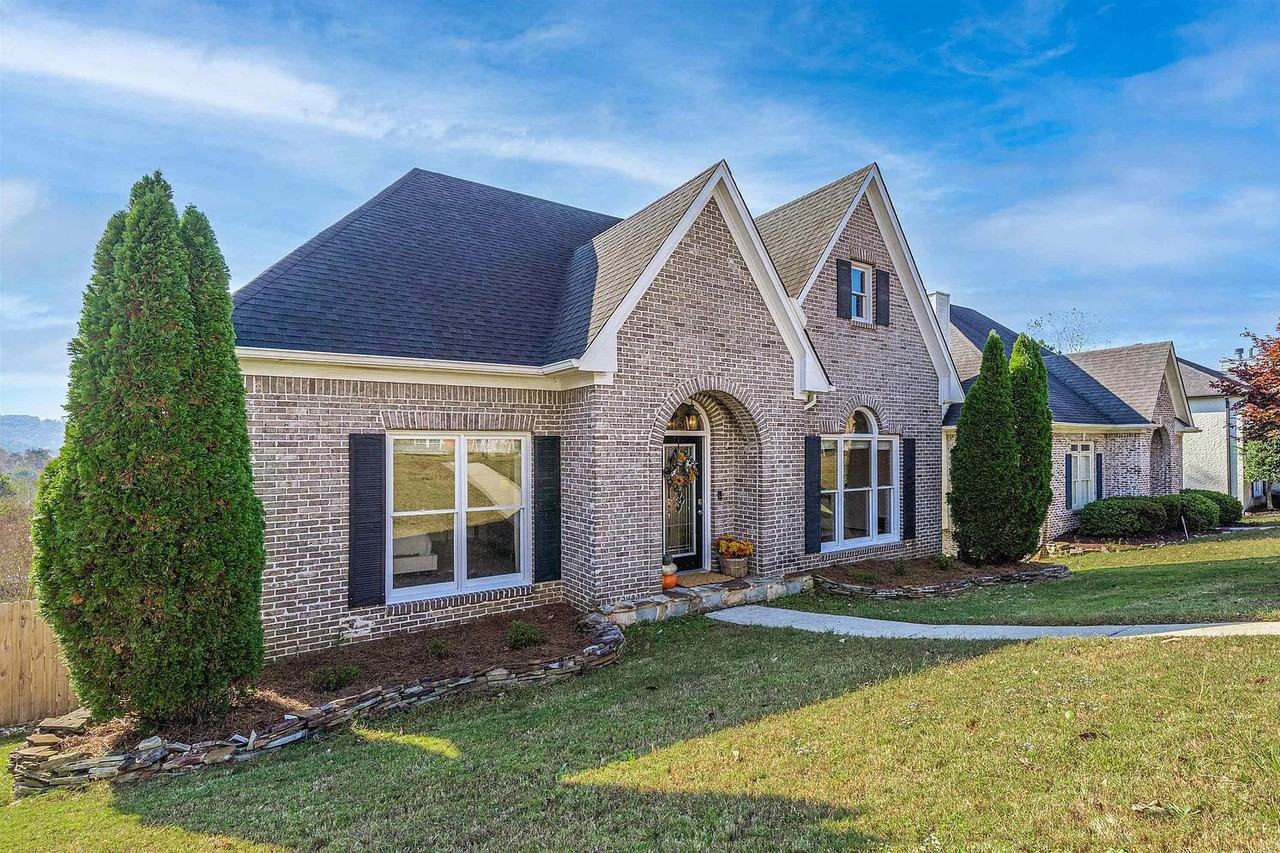 1565 Bent River Circle #NA - Photo 4 of 38