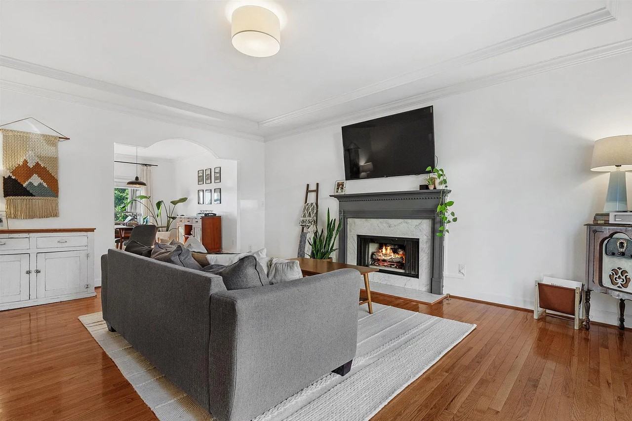 1565 Bent River Circle #NA - Photo 5 of 38