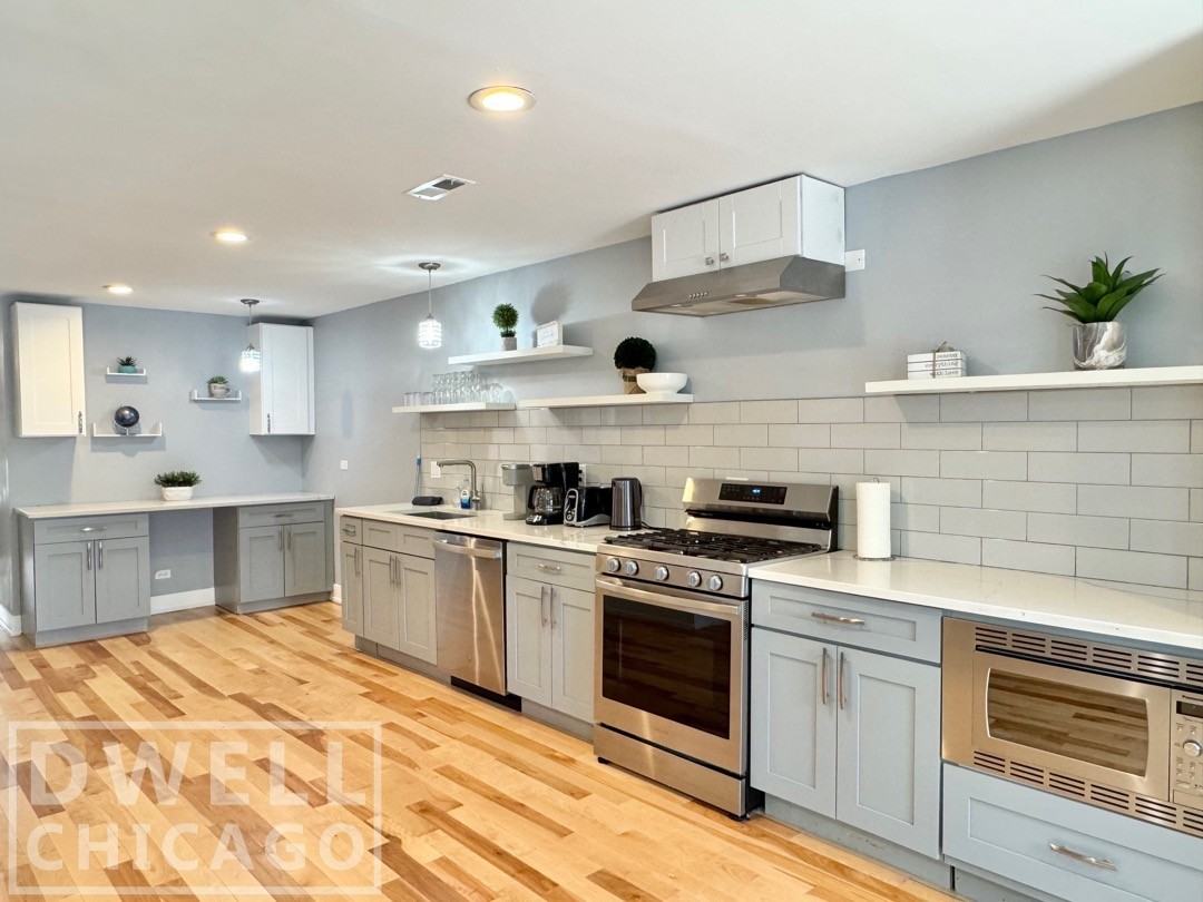 2550 W Thomas St #NA - Photo 4 of 30