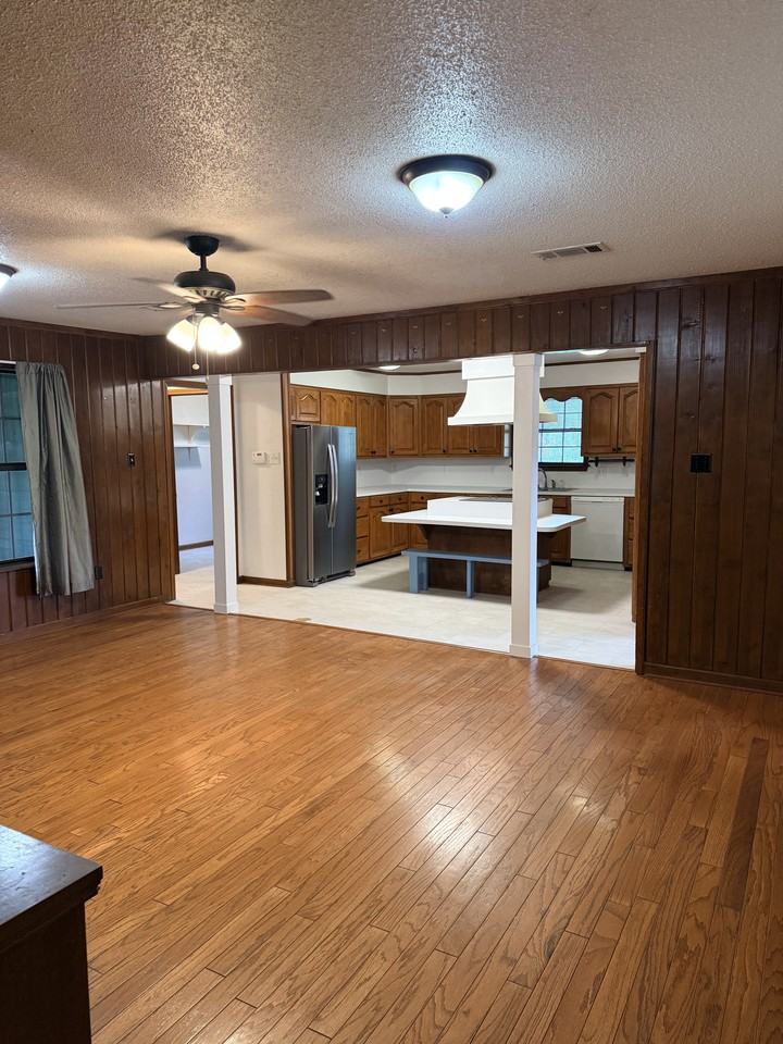 11362 Davis Rd #NA - Photo 6 of 16
