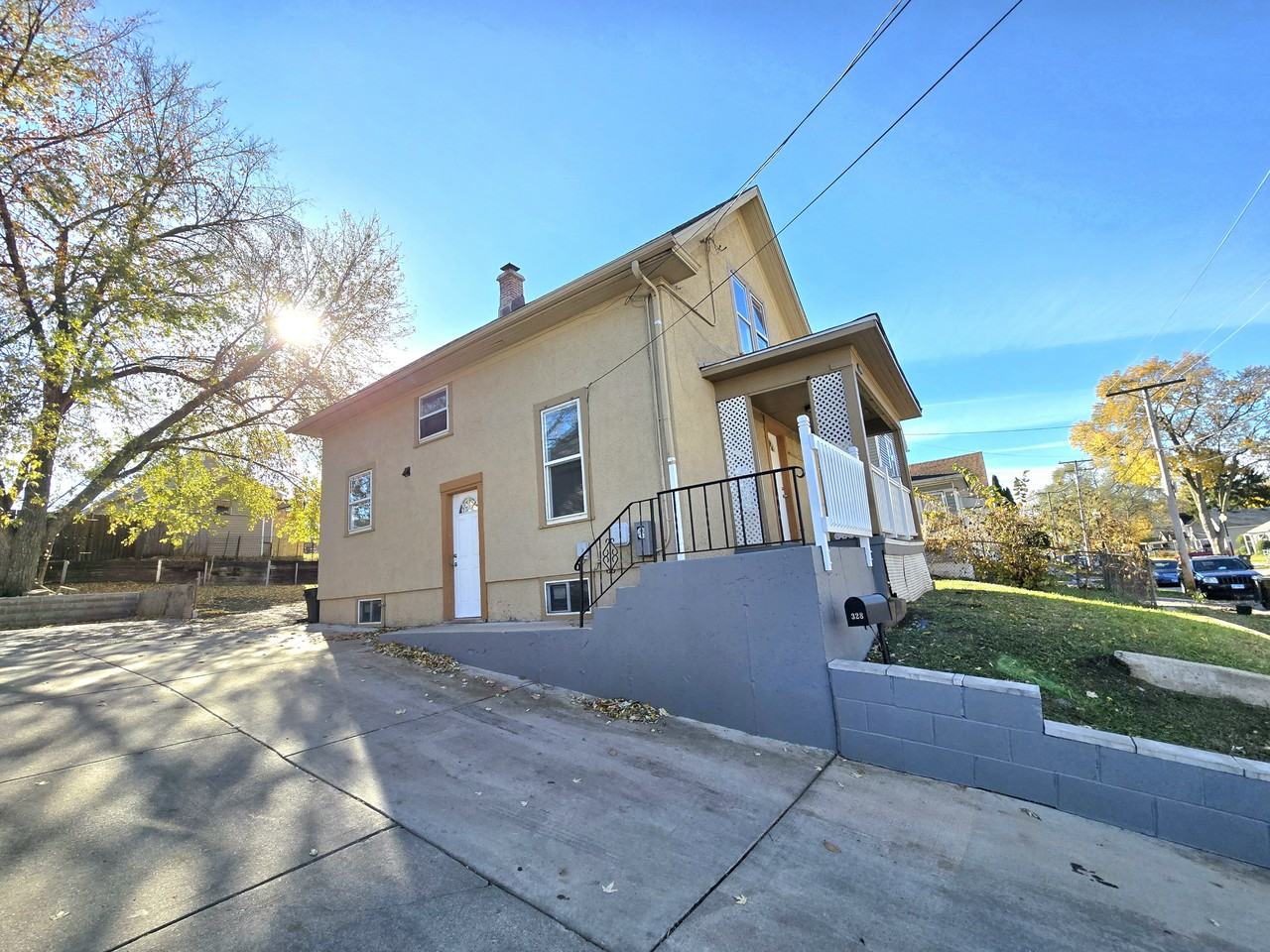 328 Rosewood Avenue #NA - Photo 2 of 19