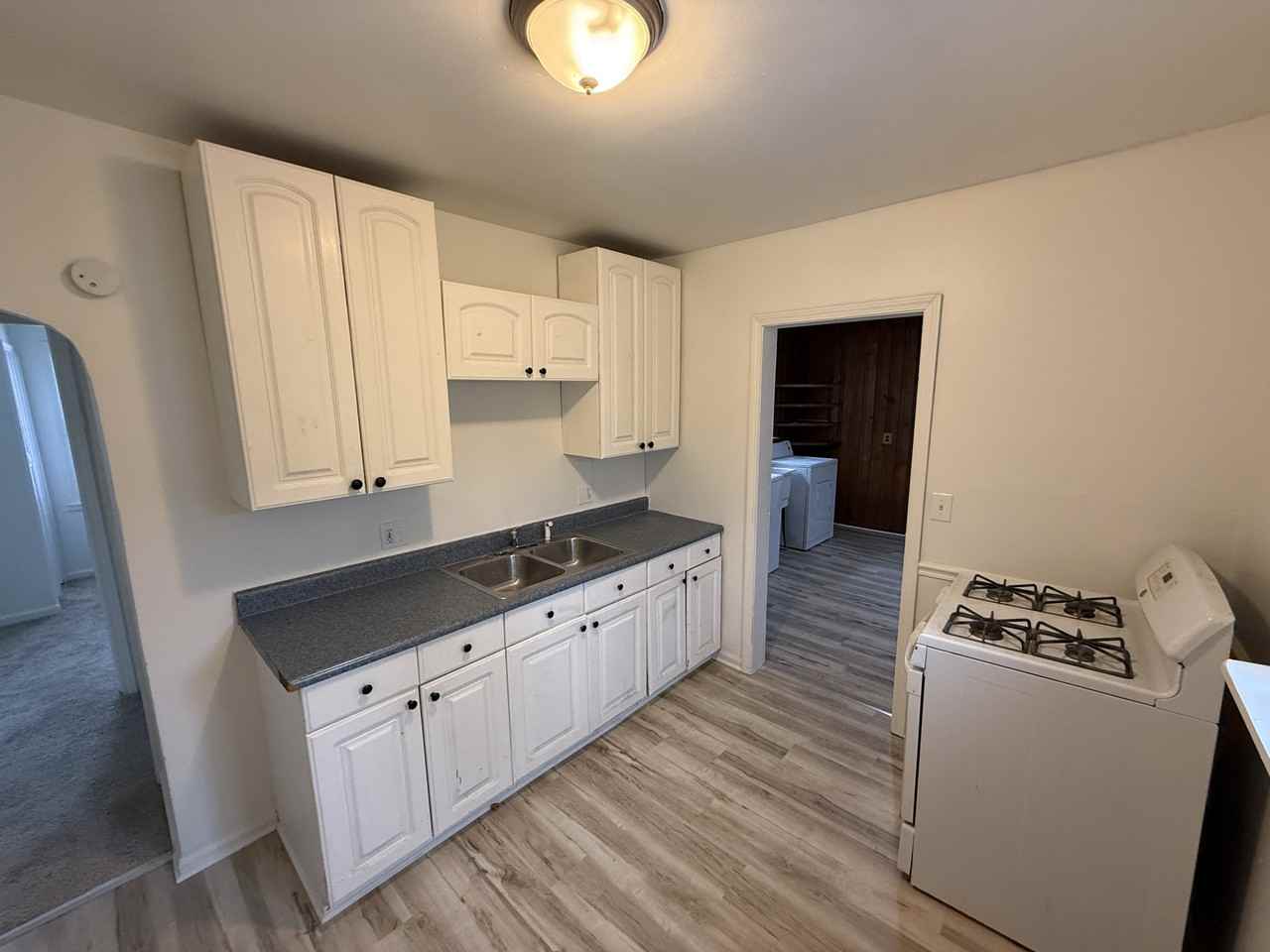 12408 Sarsfield Ave #NA - Photo 3 of 8