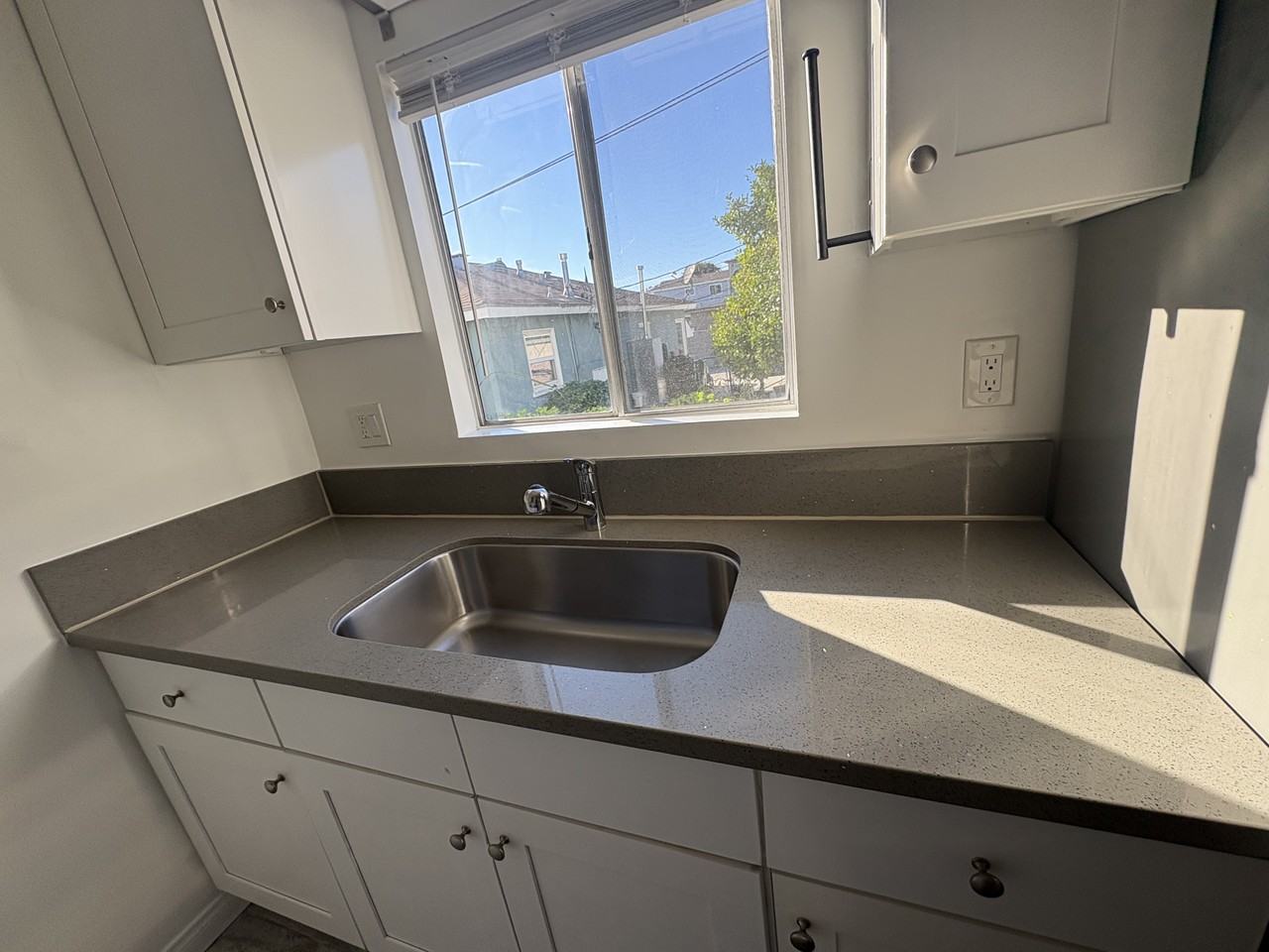 4219 Abner St #4217 - Photo 4 of 6