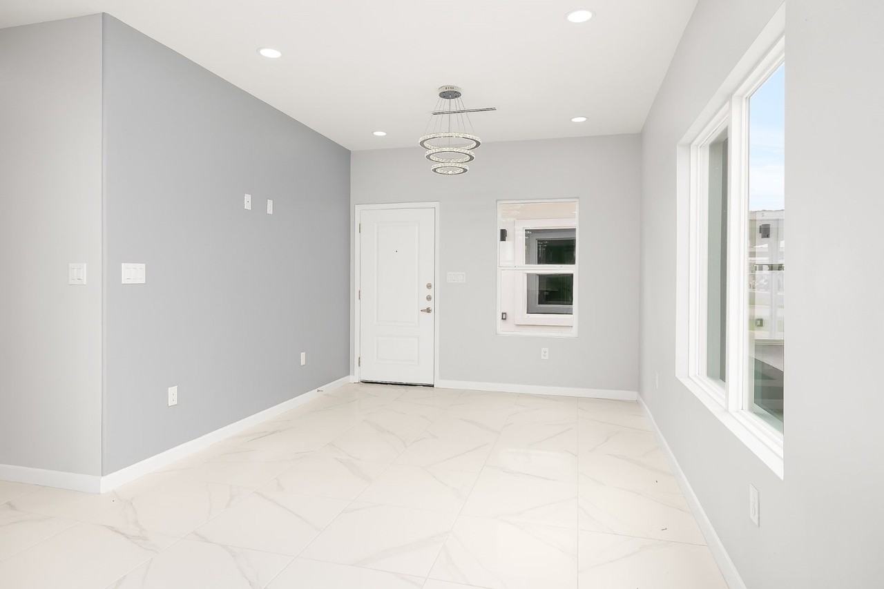 3515 S Dominique Dr #3 - Photo 5 of 12