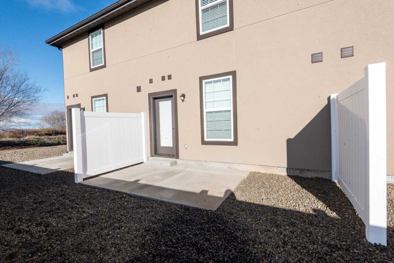 110 Stonegate Ln #110 - Photo 5 of 9