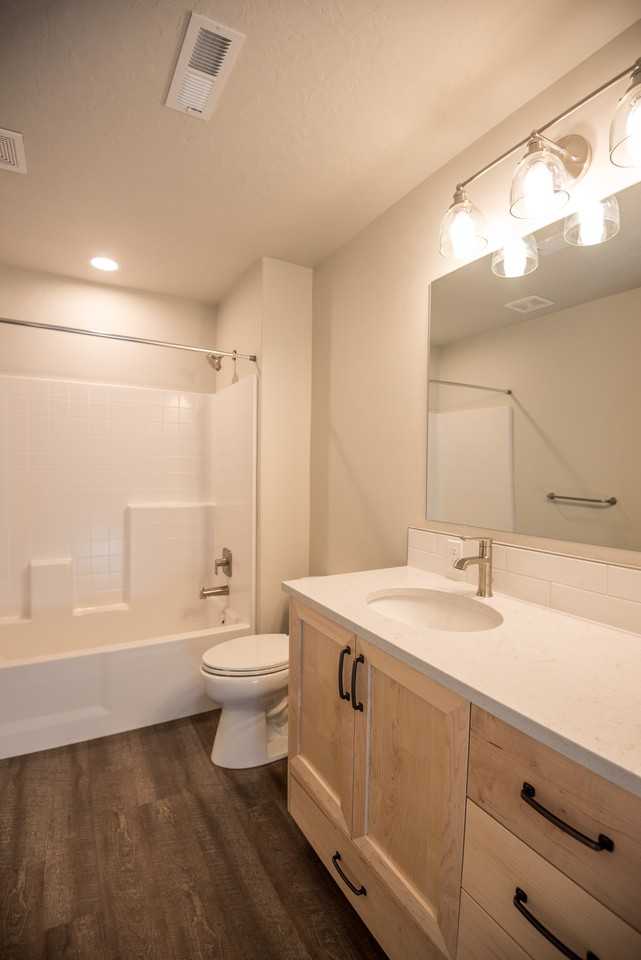 110 Stonegate Ln #110 - Photo 6 of 9