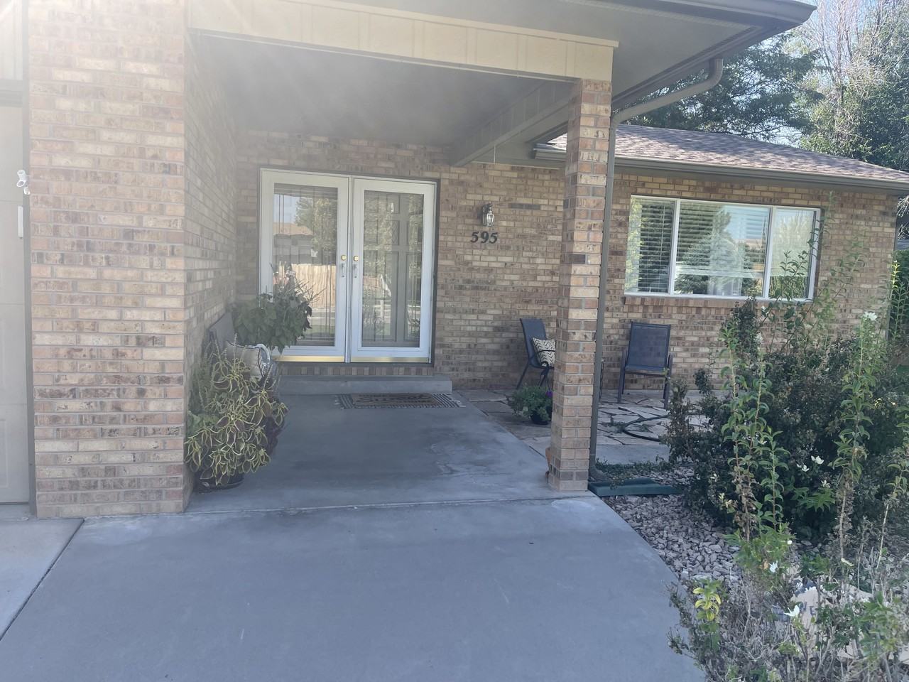 595 Mcmullin Dr #NA - Photo 3 of 12