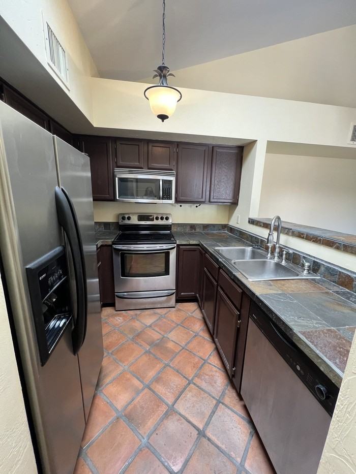 6368 N Willowhaven Dr - Photo 7 of 20