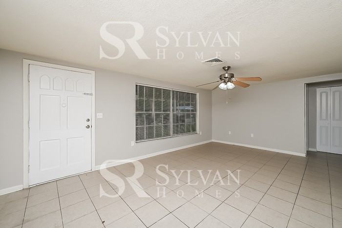 7025 Magnolia Valley Dr - Photo 2 of 15