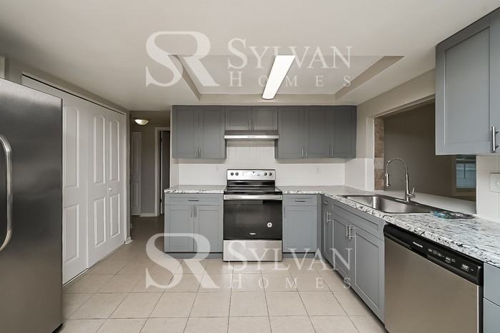 7025 Magnolia Valley Dr - Photo 7 of 15