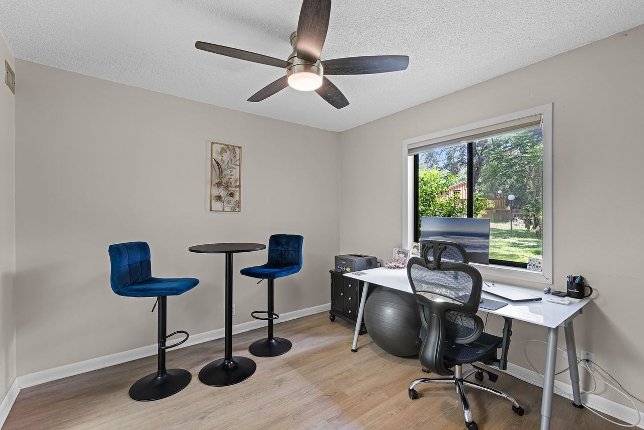 260 Crown Oaks Way #102 - Photo 3 of 36