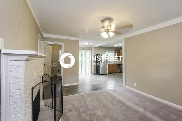 12500 E 54th Ter - Photo 6 of 16