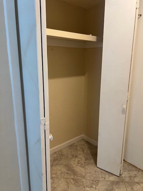 46 Woodwind Ct - Photo 5 of 17