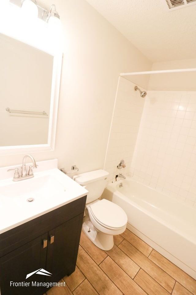 2038 Shirley Lane - Photo 6 of 14