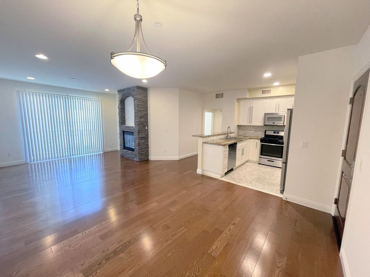 4550 Coldwater Canyon Ave #204 - Photo 7 of 20