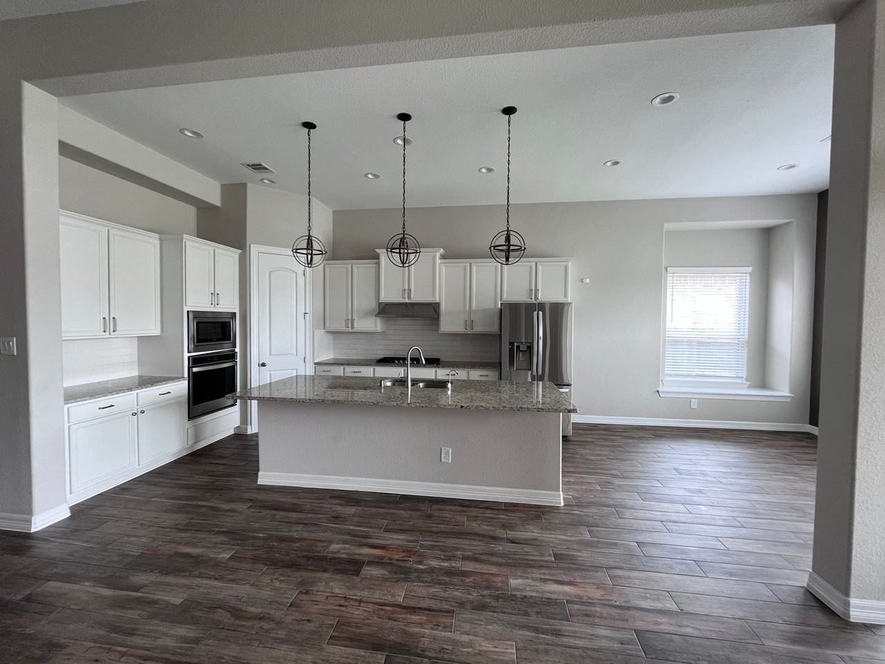 24023 Tirso River Ct - Photo 2 of 18