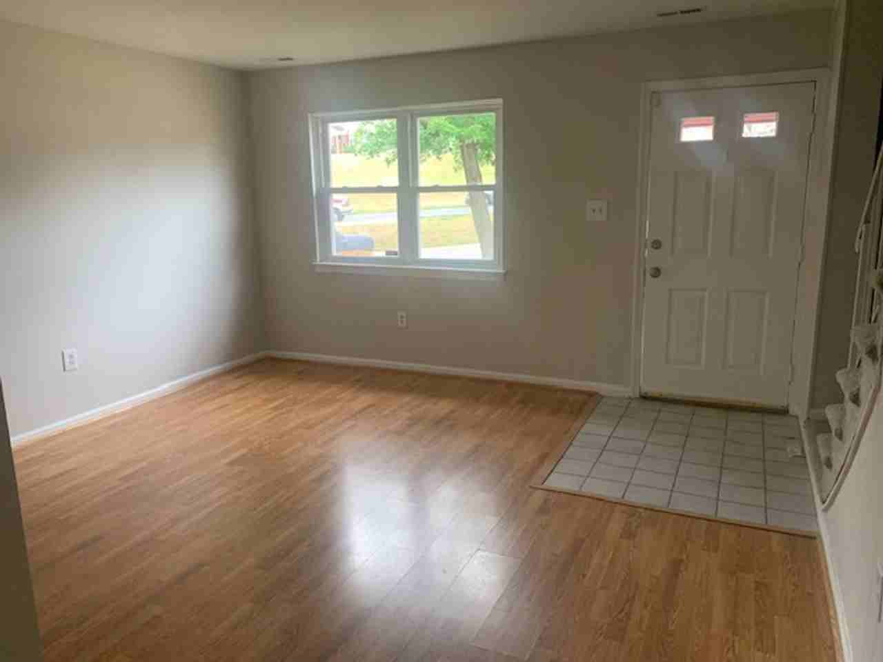 6425 Continental Dr - Photo 3 of 21