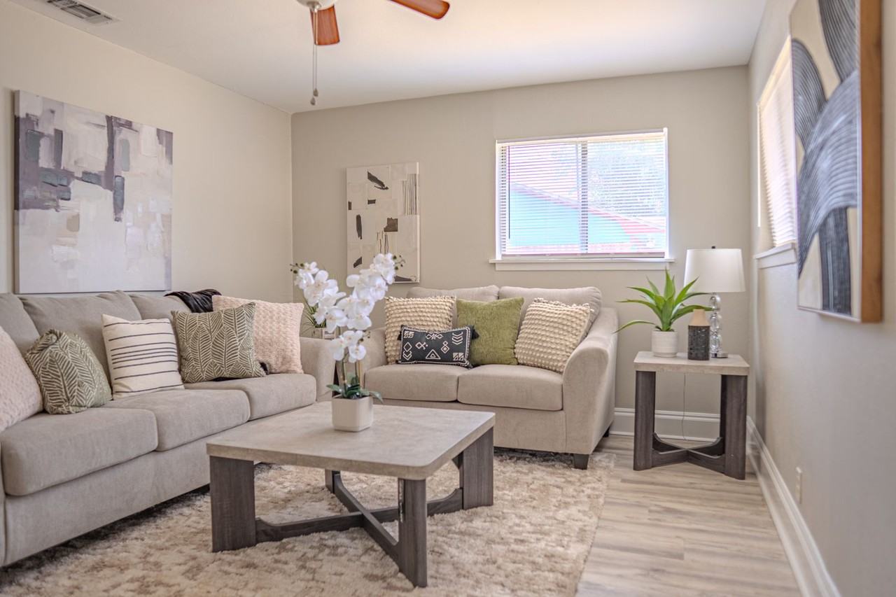 1204 Cedar Drive - Photo 5 of 21